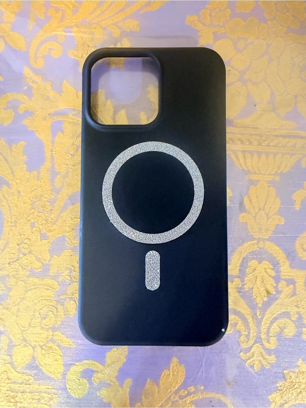 Black MagSafe-Compatible Phone Case with Silver Glitter Ring